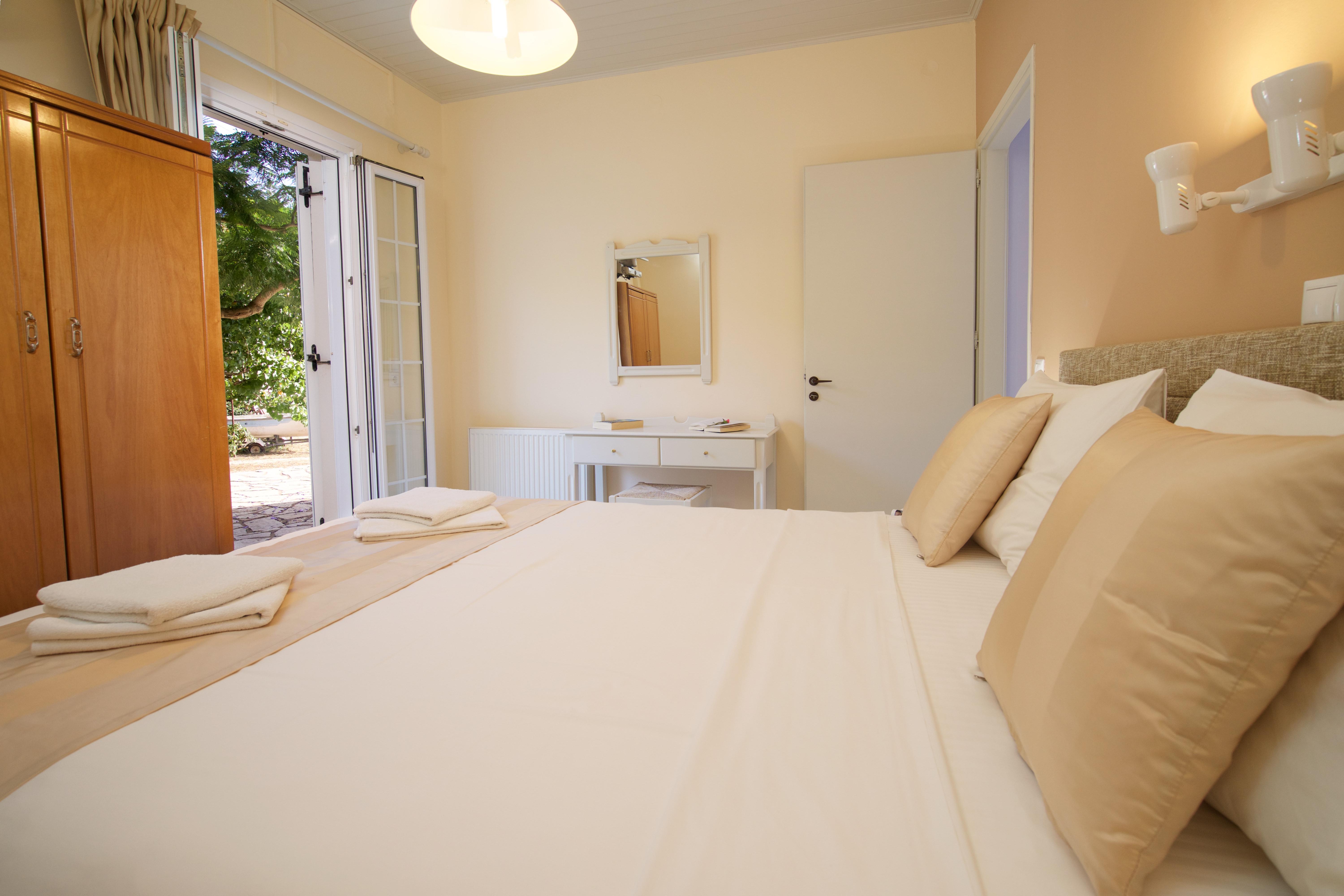 Studios Vrionis Panoramic Sunset Μεσοβούνια Εξωτερικό φωτογραφία